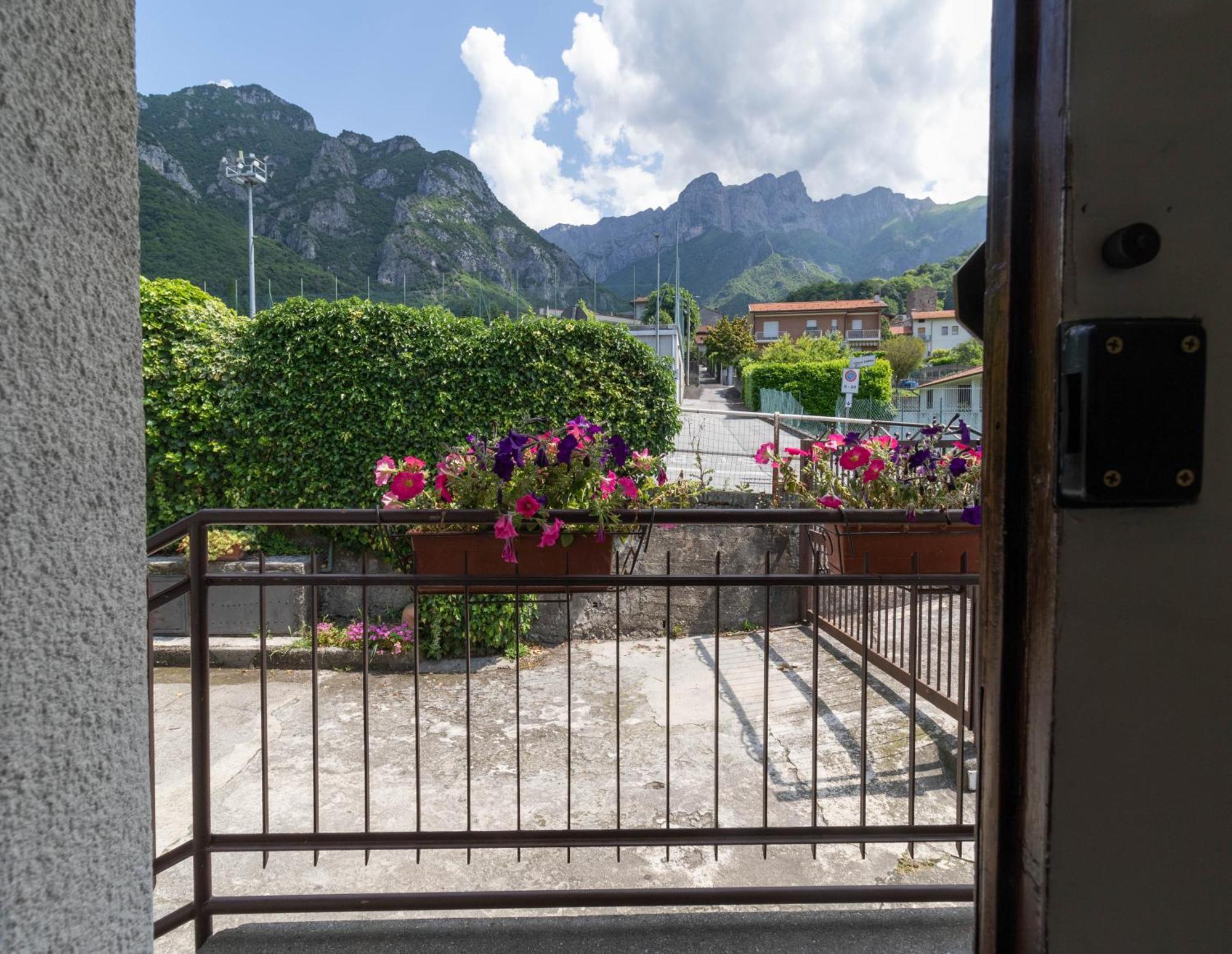Mamma Ciccia Holiday Home - Mountains & Lake Mandello del Lario Eksteriør billede